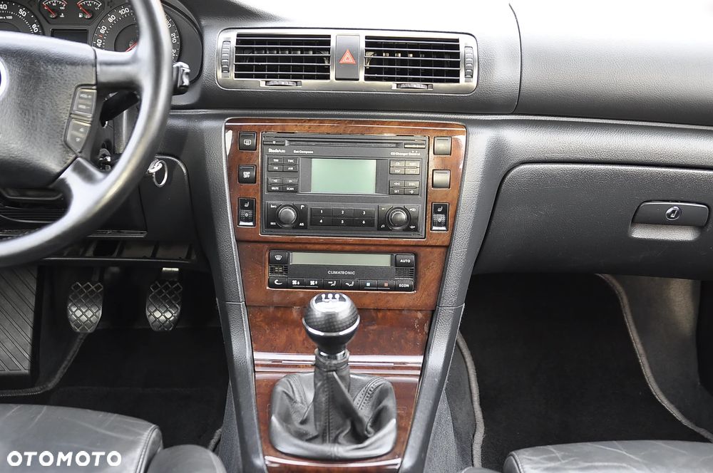 Skoda Superb 1.8 Turbo Elegance - 25
