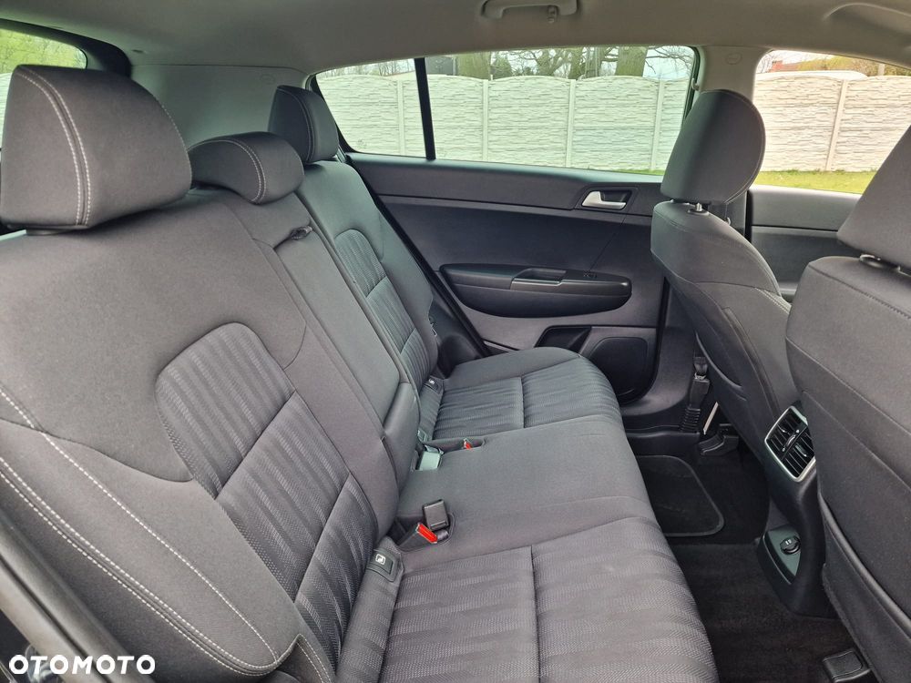 Kia Sportage 1.7 CRDI 2WD ISG Dream-Team Edition - 17