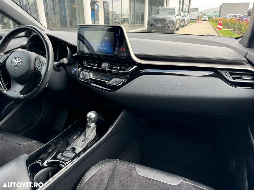 Toyota C-HR Style - 24