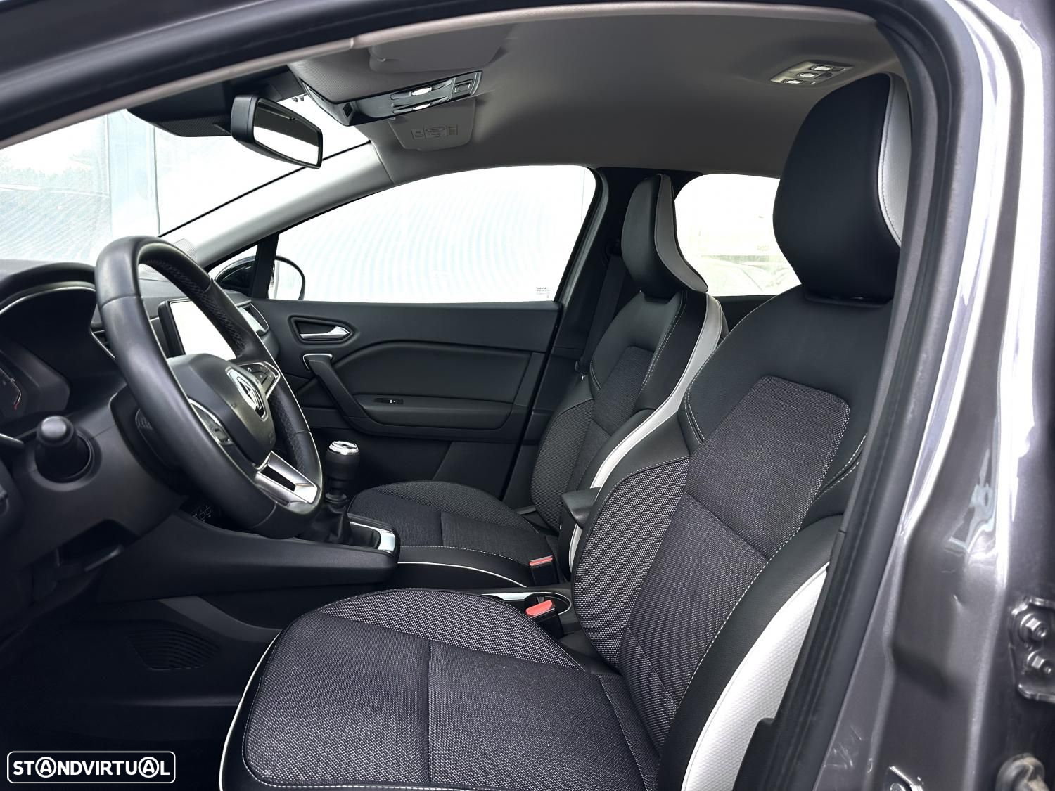 Renault Captur 1.0 TCe Exclusive - 9