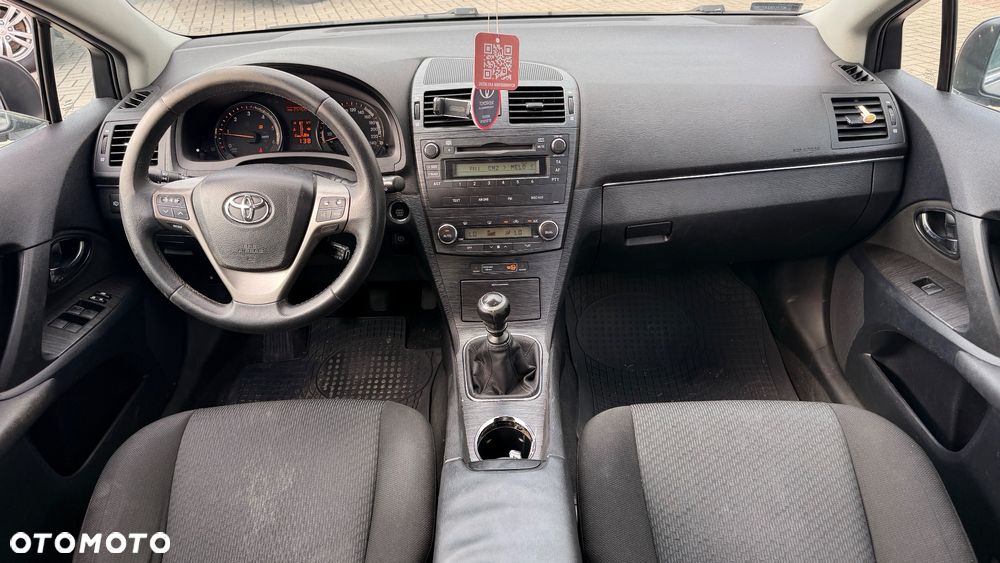 Toyota Avensis - 7
