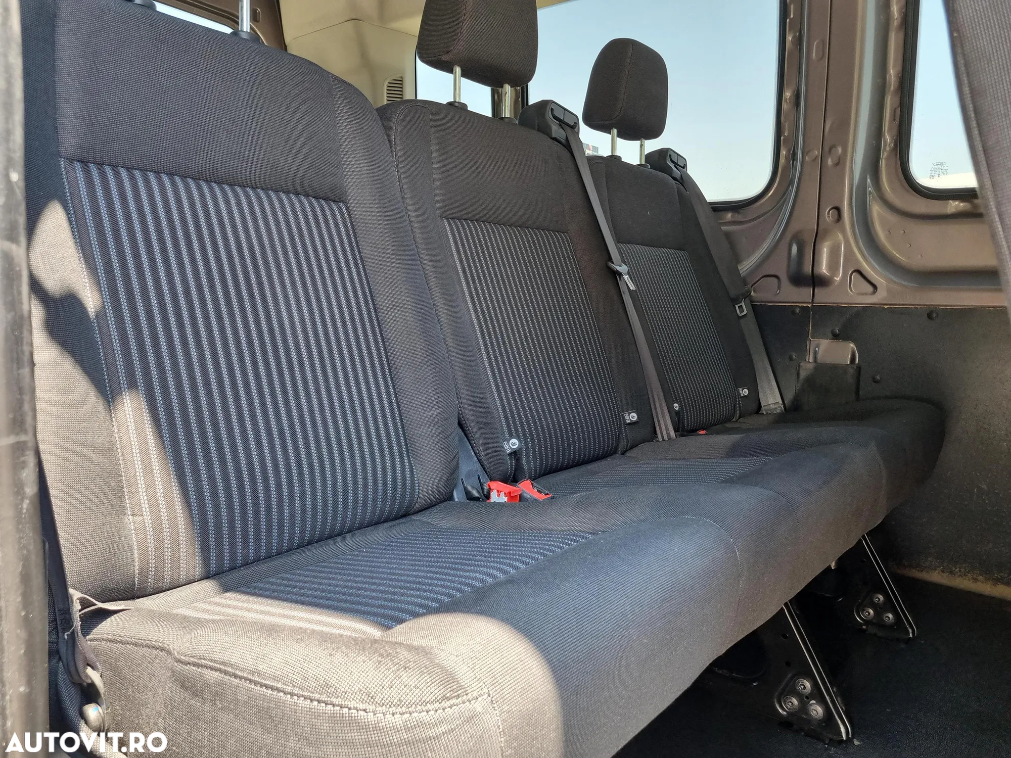 Ford Transit - 12