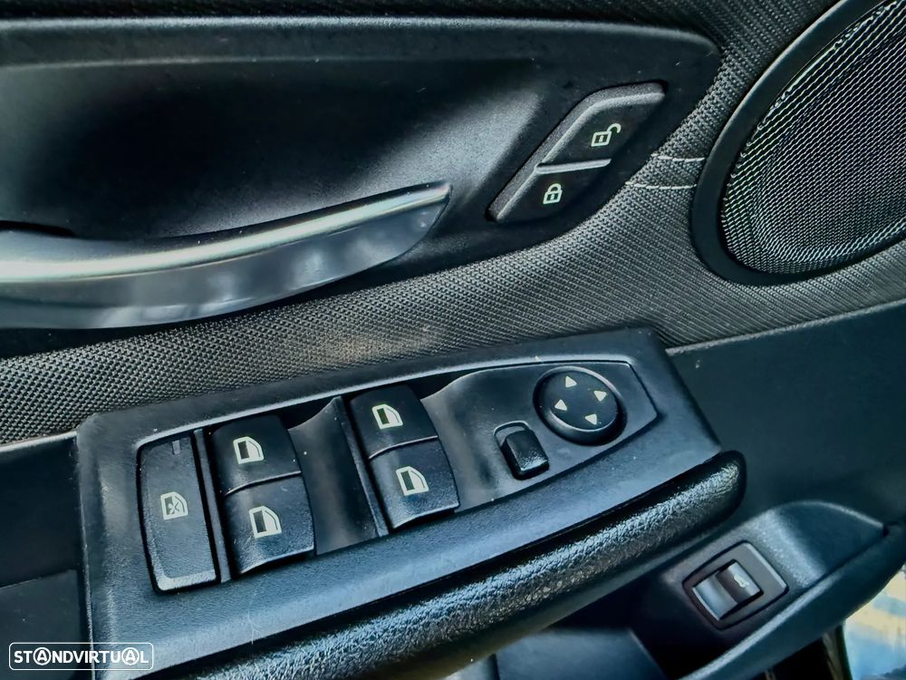 BMW 216 Active Tourer d Line Sport - 21