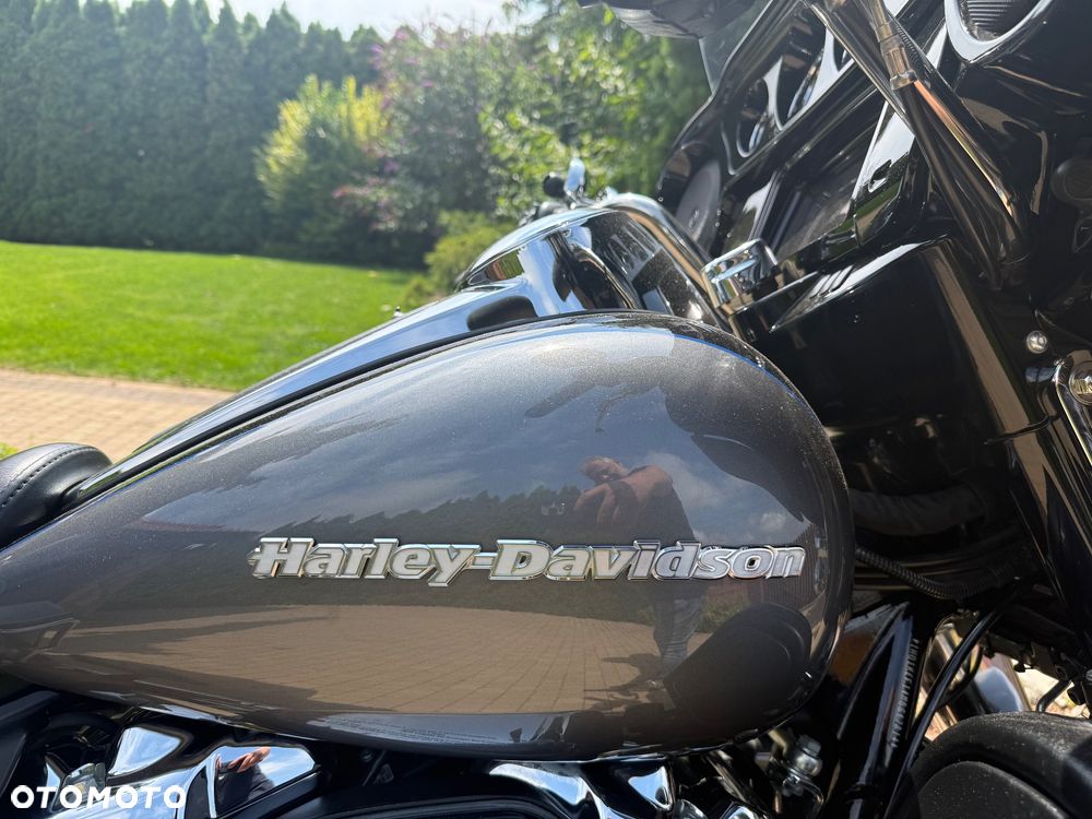 Harley-Davidson Touring Ultra Limited - 7