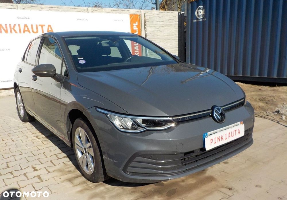 Volkswagen Golf - 1