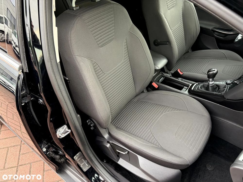 Ford Focus 1.5 EcoBoost STart-Stopp-System TITANIUM - 16