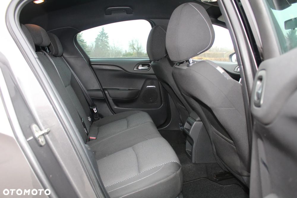 Citroën DS4 PureTech 130 Stop&Start Chic - 24