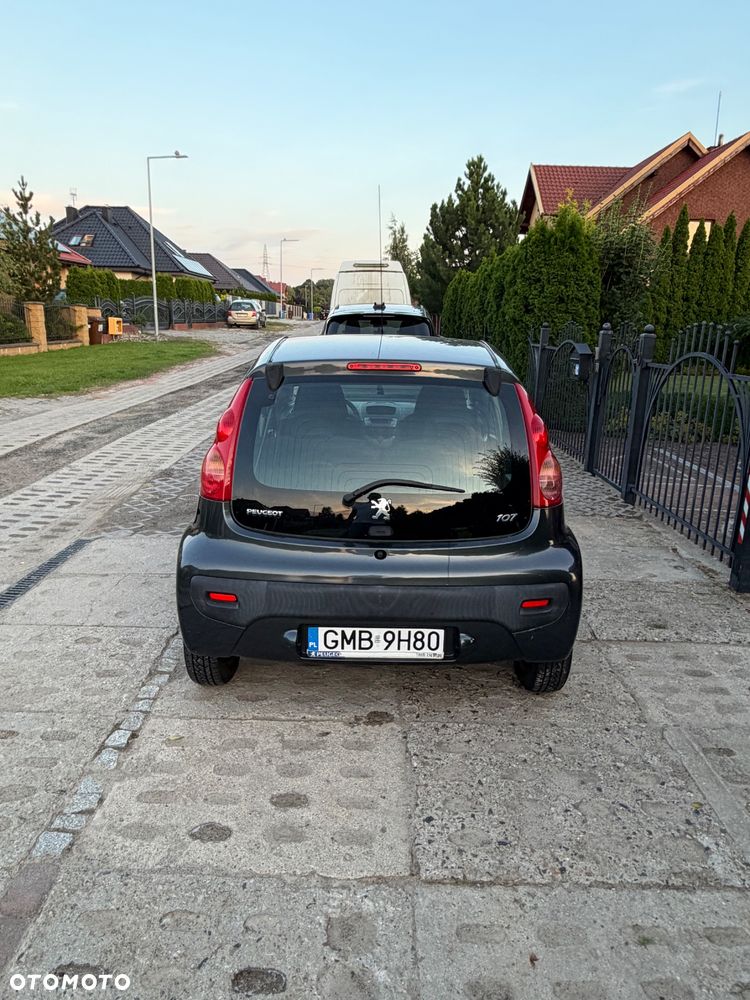 Peugeot 107 1.0 Urban Move - 3
