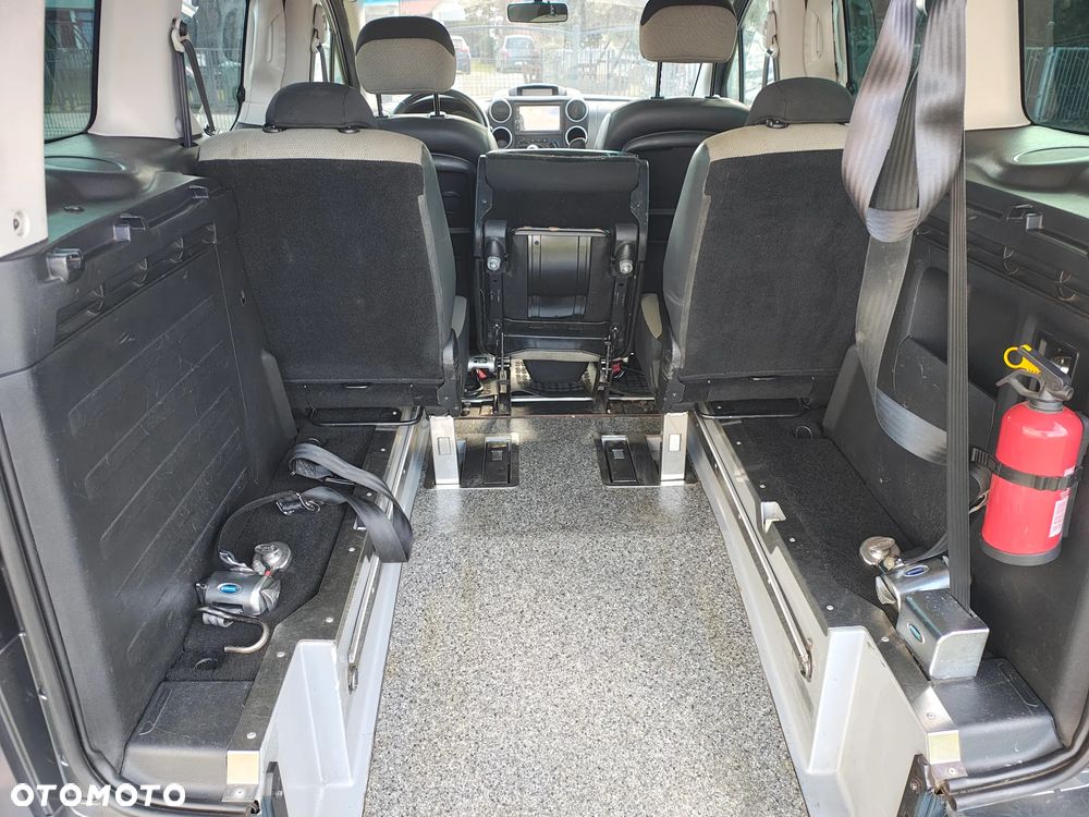 Peugeot Partner - 17