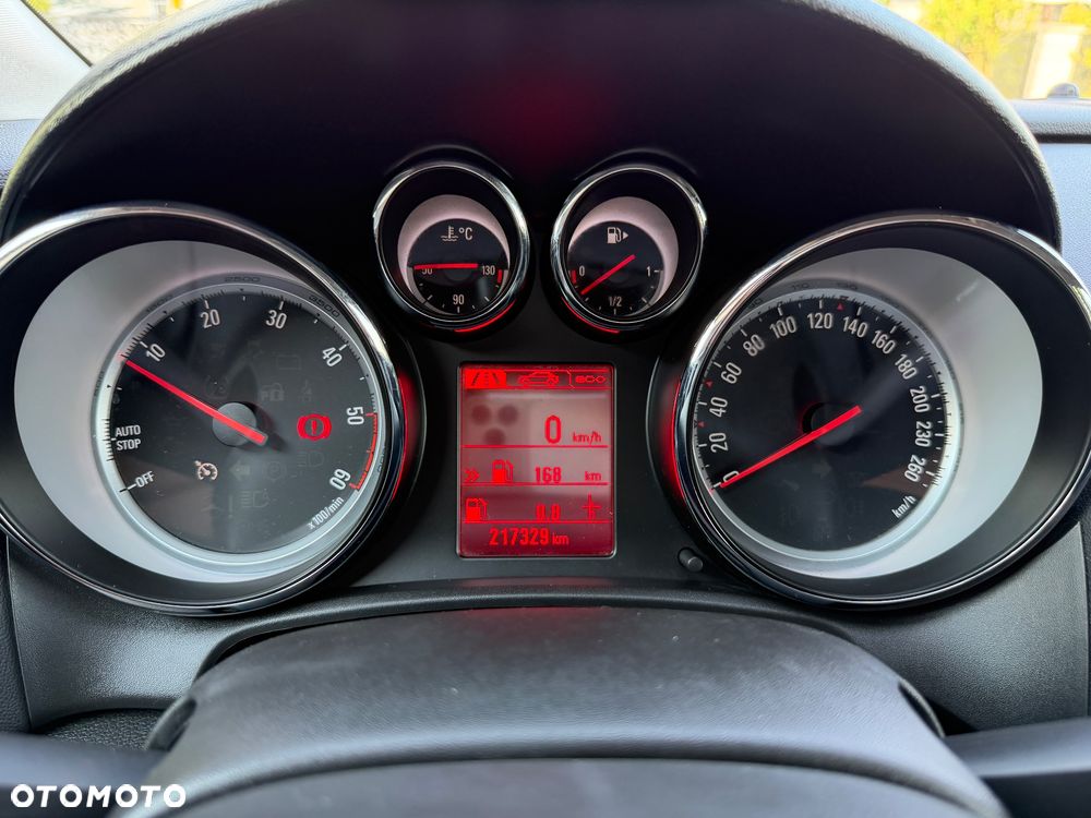 Opel Astra 1.6 CDTI Cosmo - 25
