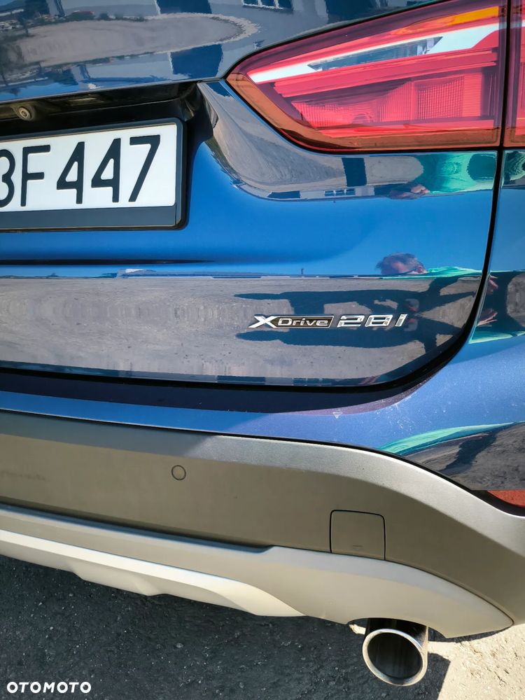 BMW X1 xDrive25i xLine - 9