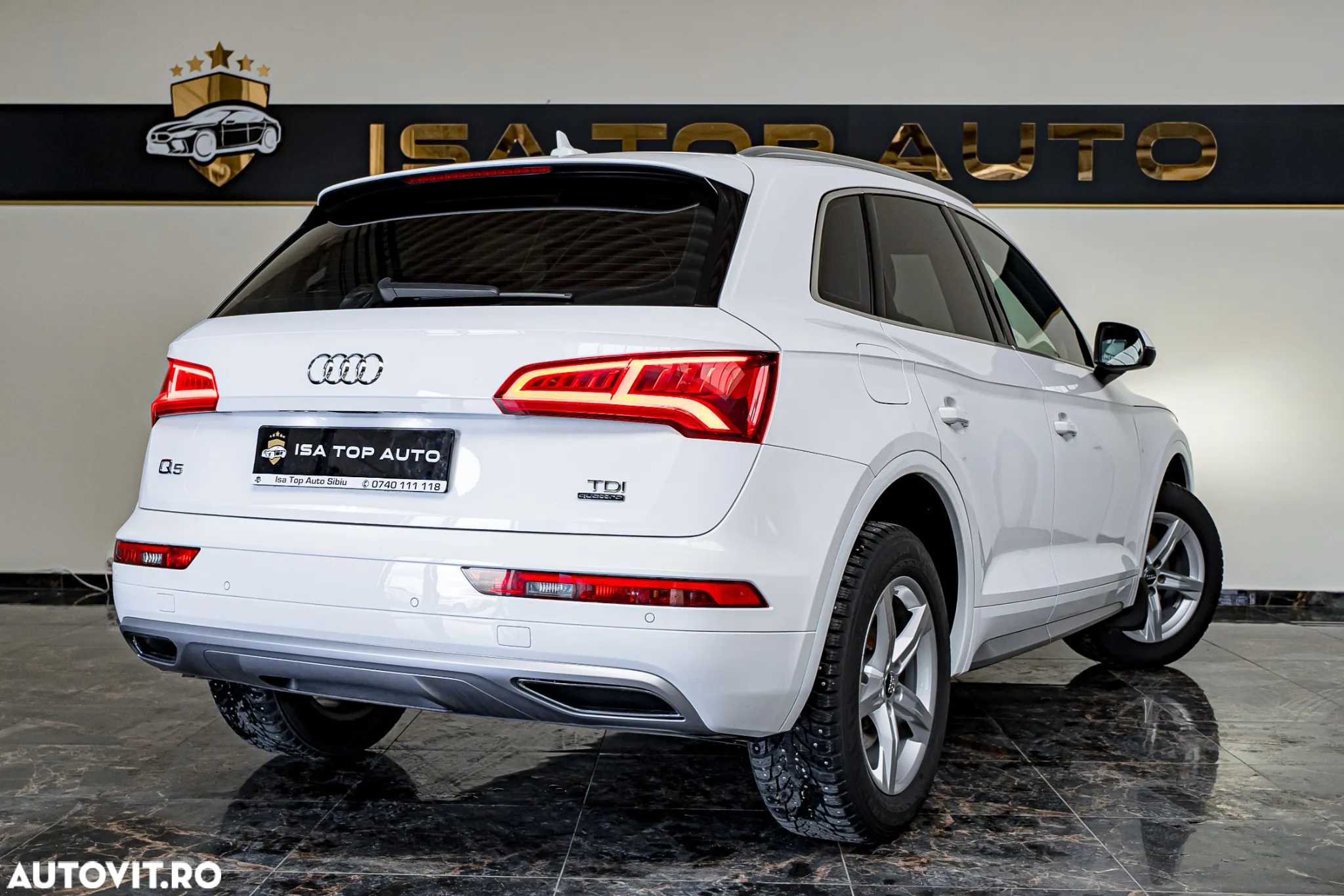 Audi Q5 2.0 40 TDI quattro S tronic Sport - 4