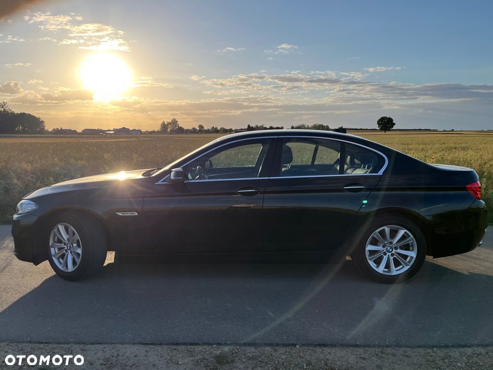 BMW Seria 5 518d Sport - 4