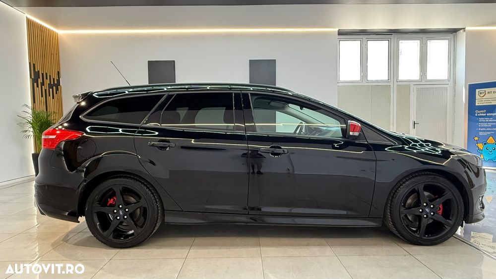 Ford Focus 1.5 EcoBoost Titanium - 13