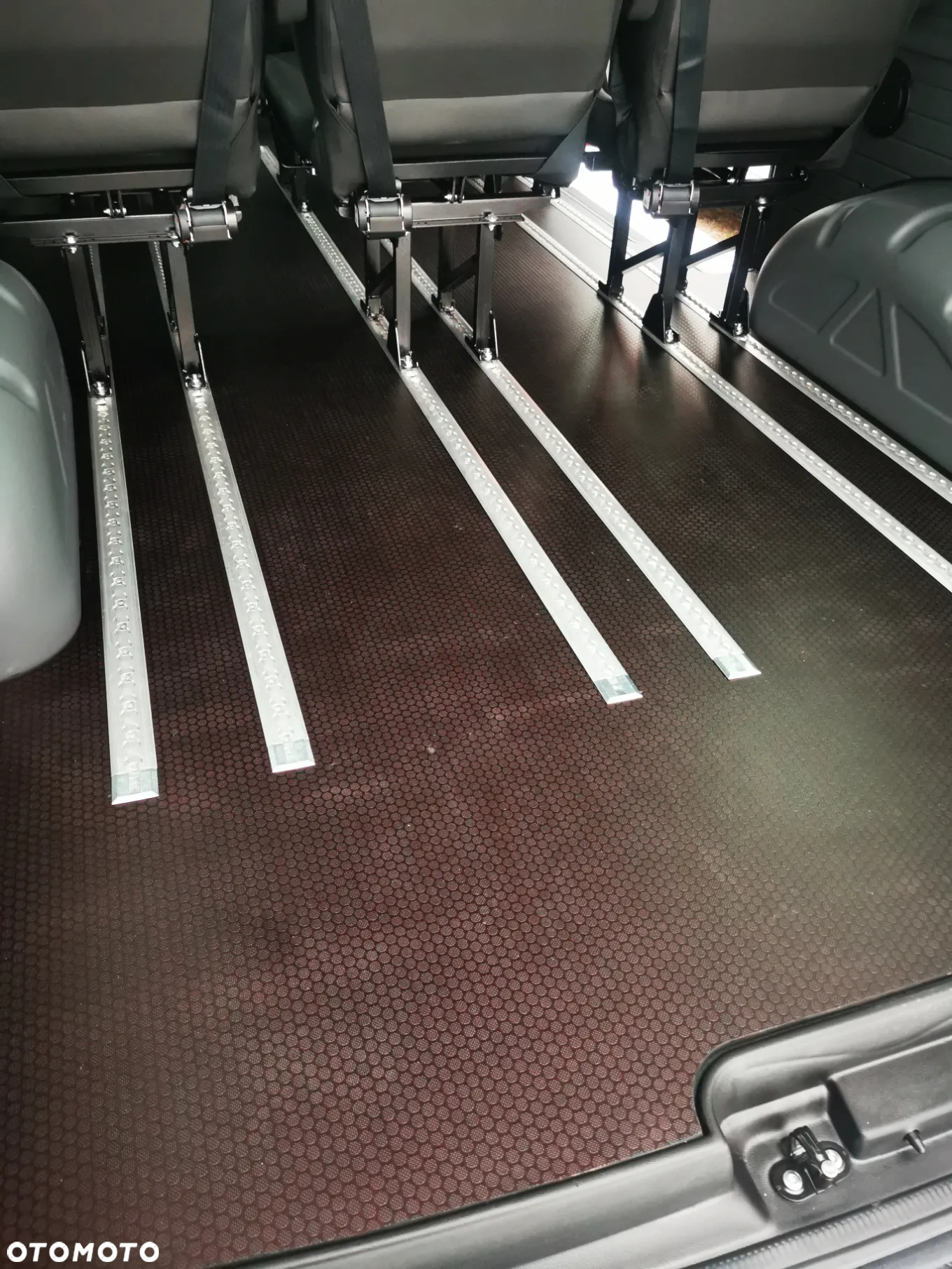 Volkswagen Crafter - 11