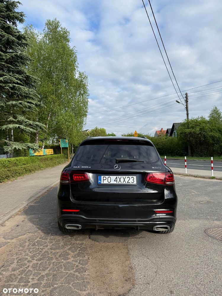Mercedes-Benz GLC - 4