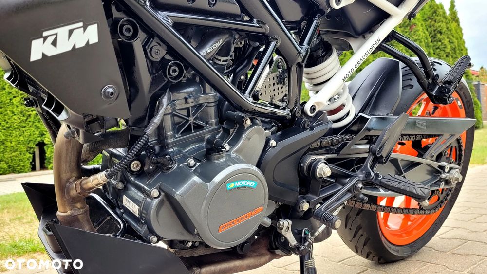 KTM Duke 125 - 26