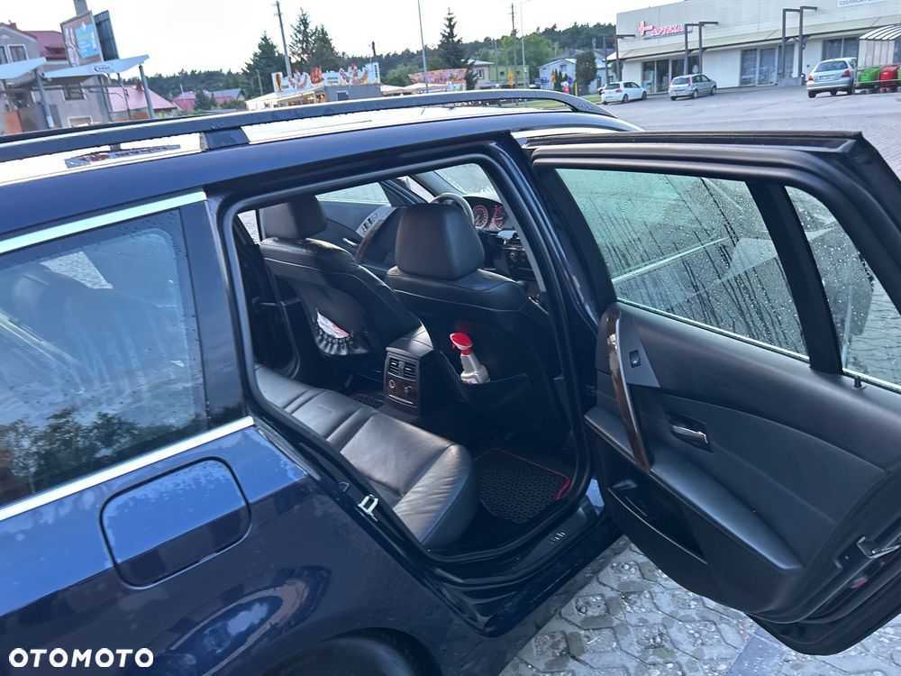 BMW Seria 5 525d - 19