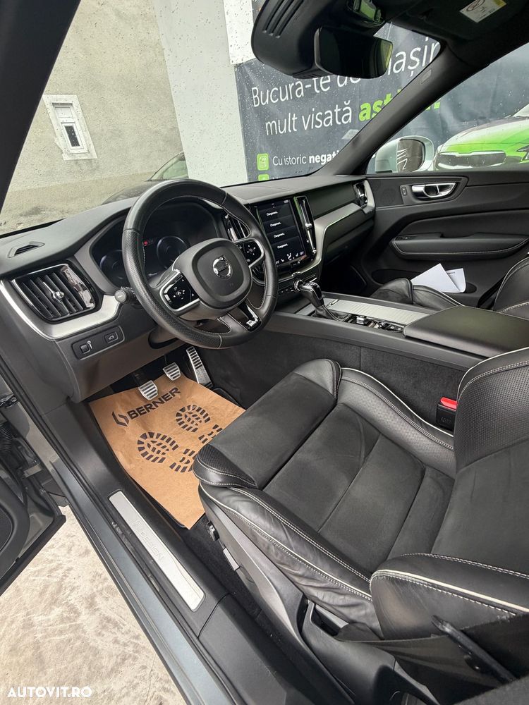Volvo XC 60 D4 R-Design - 9