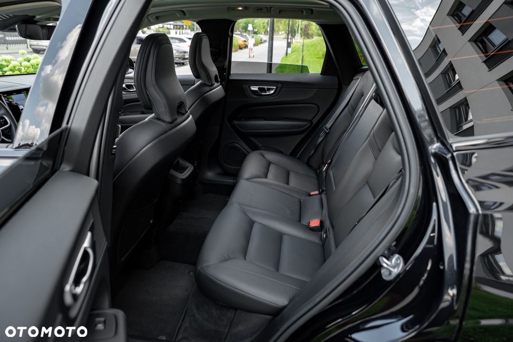 Volvo XC 60 - 21