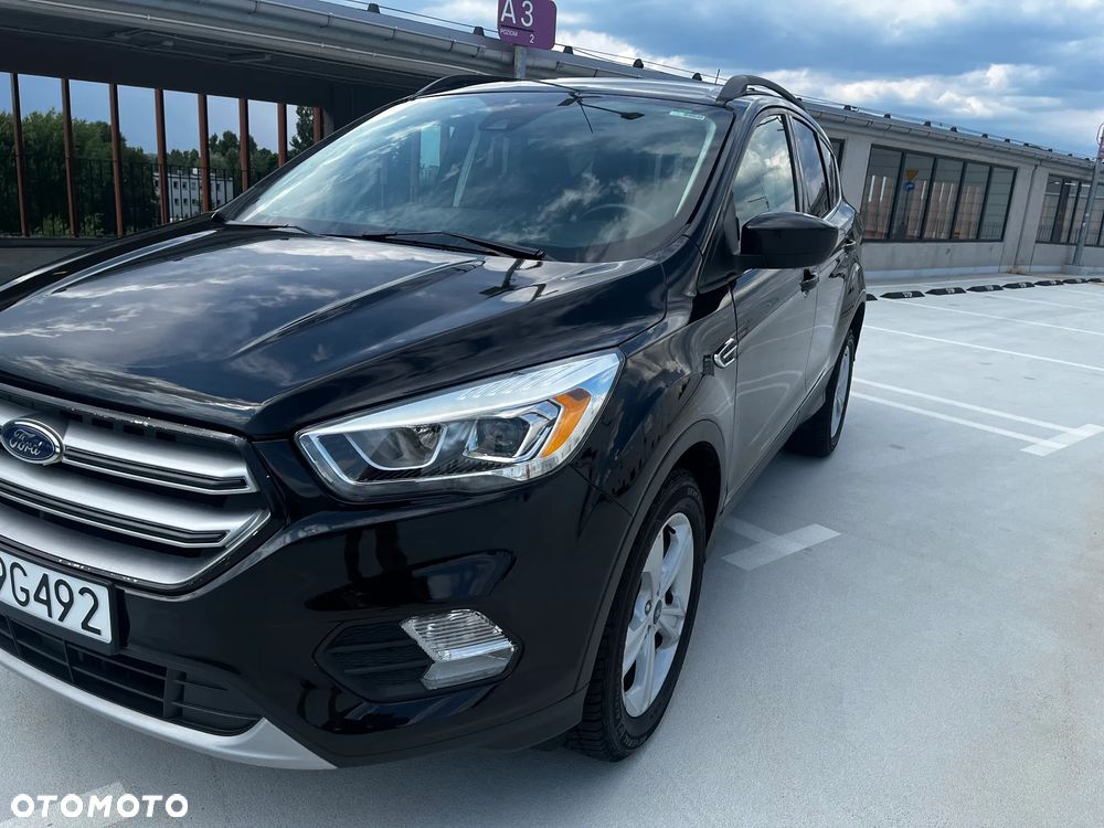 Ford Escape 1.5 EcoBoost AWD SE - 8
