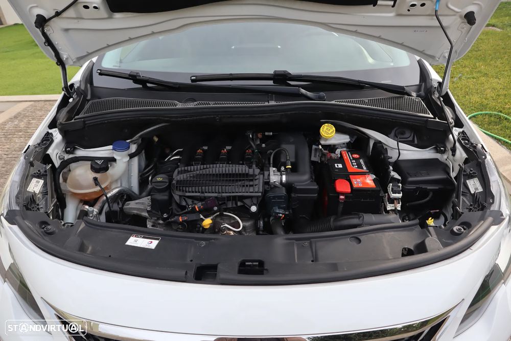 Peugeot 2008 1.2 PureTech Style - 11