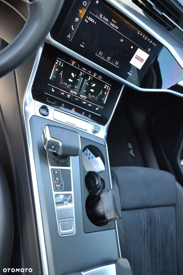 Audi A6 Avant 40 TDI quattro S tronic S line - 19