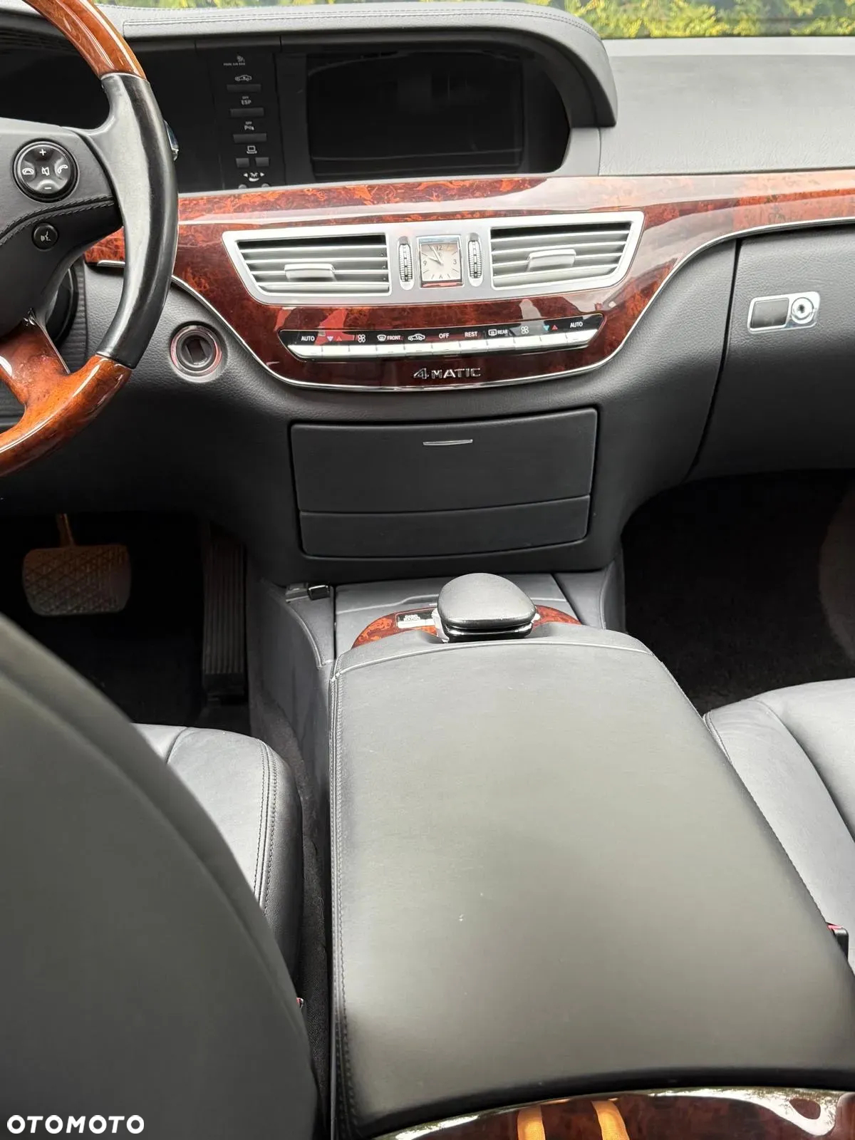 Mercedes-Benz Klasa S 500 4-Matic - 14