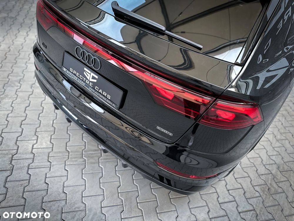 Audi Q8 - 15
