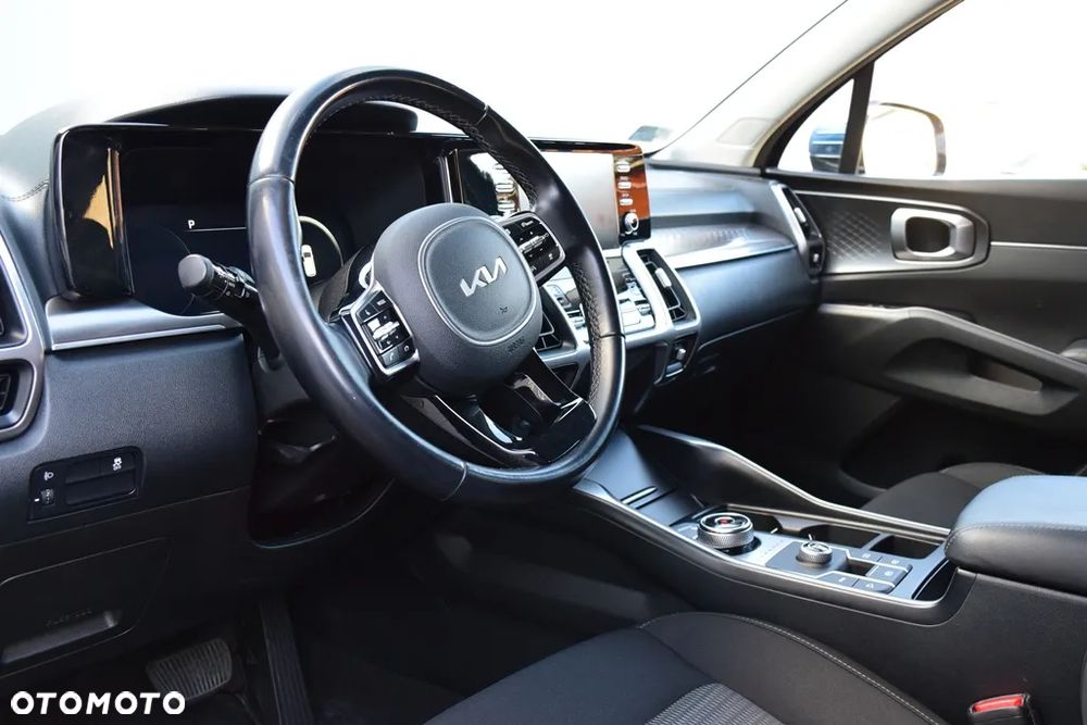 Kia Sorento 1.6 T-GDI HEV M 7os - 12