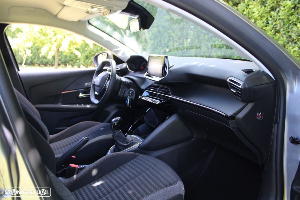Peugeot 208 1.2 PureTech Active - 29