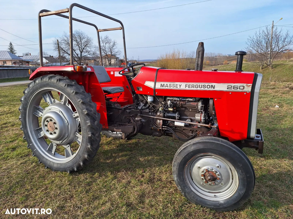 Massey Ferguson 260