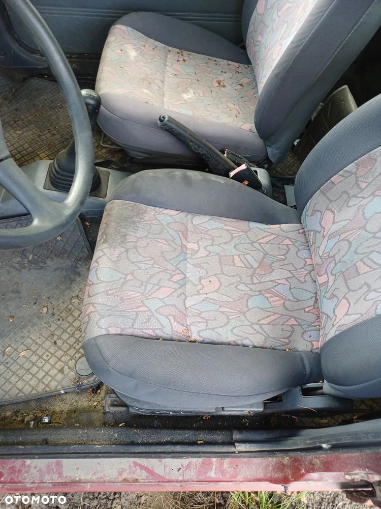 Fotel lewy kierowcy Daewoo Tico 1999r  sprawny - 2