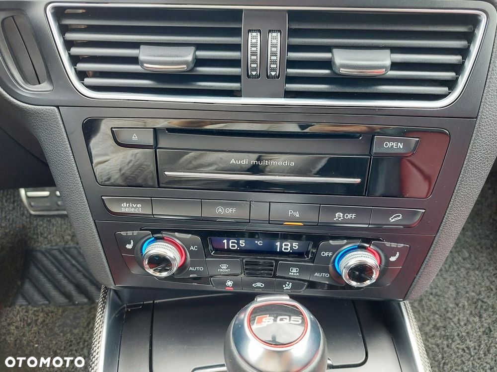 Audi SQ5 - 32