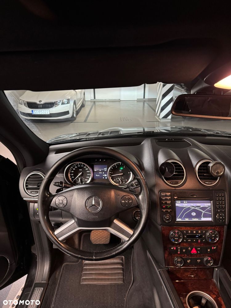 Mercedes-Benz GL 450 CDI - 33