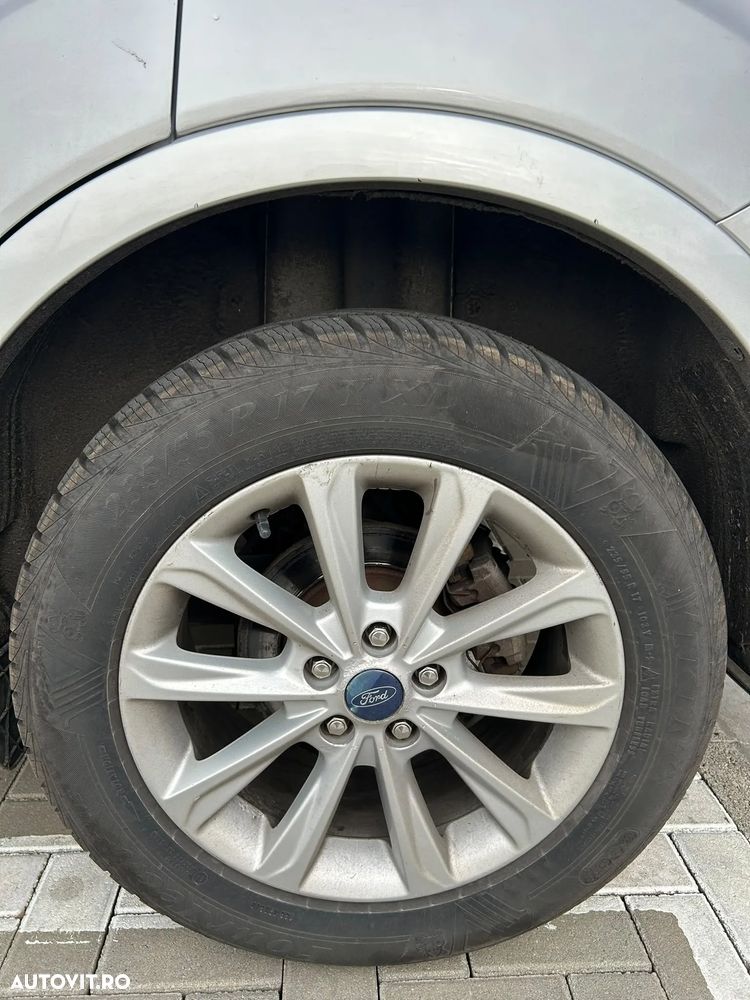 Ford Kuga 2.0 TDCi Powershift 4WD Titanium - 17