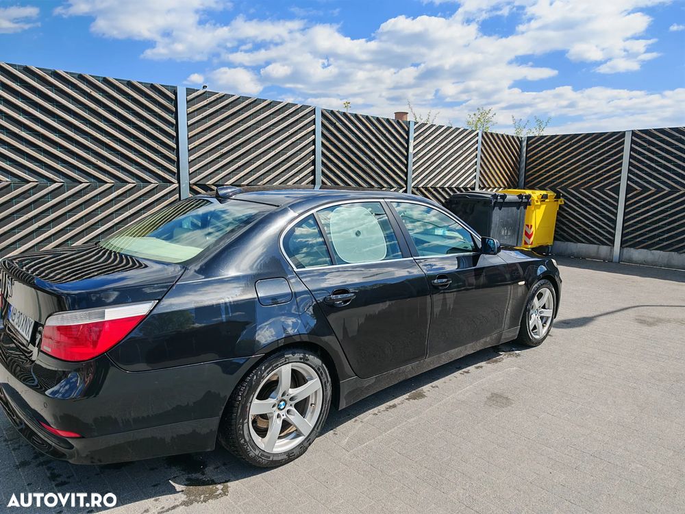 BMW Seria 5 520d Aut. - 9