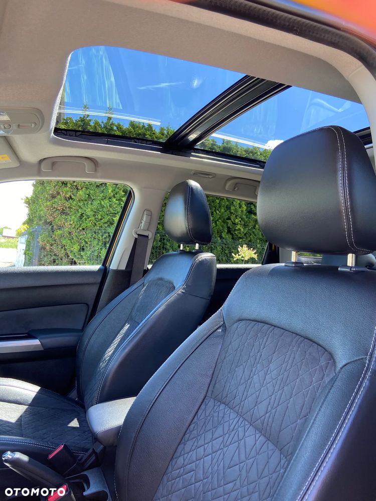 Suzuki Vitara 1.4 Boosterjet Premium 4WD - 28
