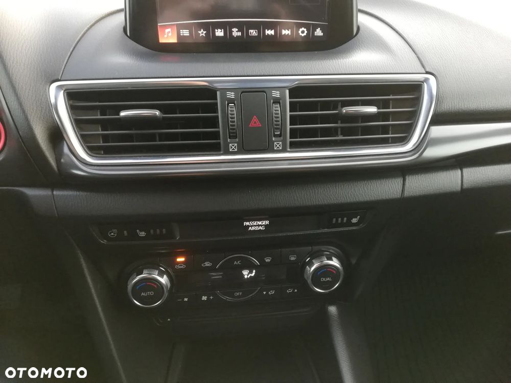 Mazda 3 2.0 Skypassion EU6 - 8