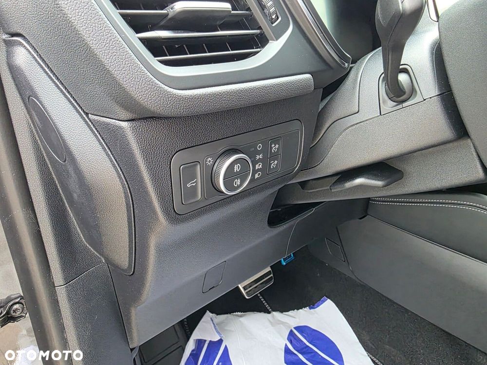 Ford Kuga - 16
