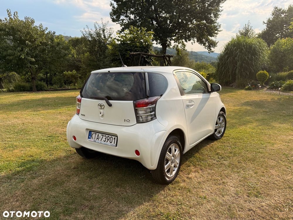 Toyota iQ 1.4 D-4D - 5