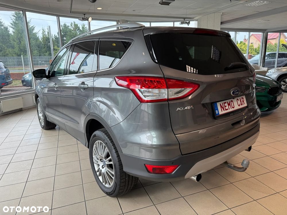 Ford Kuga 2.0 TDCi 2x4 Titanium - 5