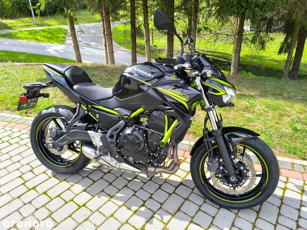 Kawasaki Z 650 - 1