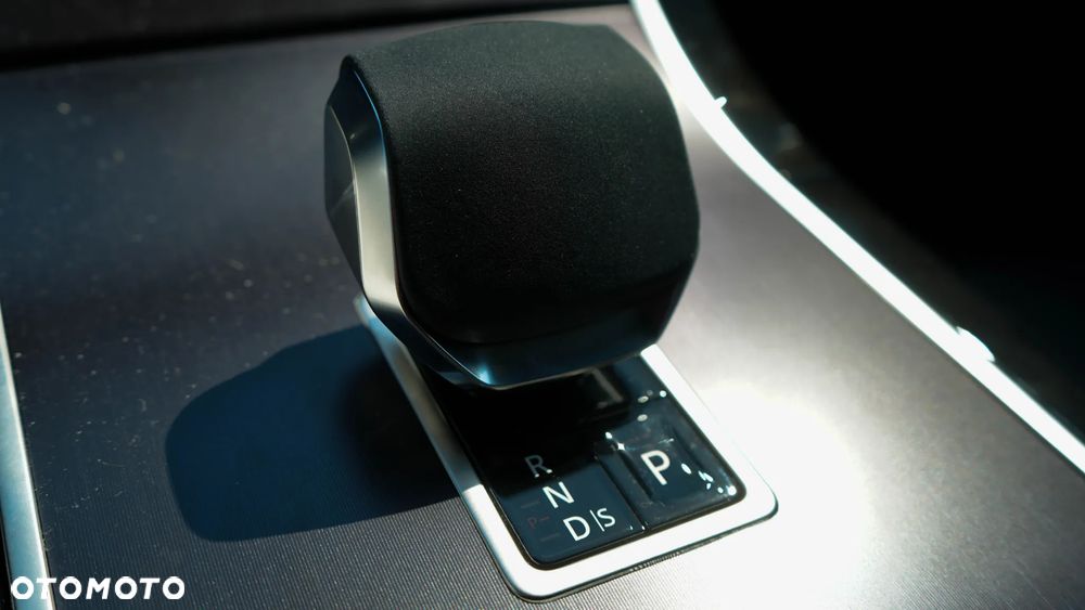 Land Rover Range Rover Velar 3.0 P400 mHEV S - 23