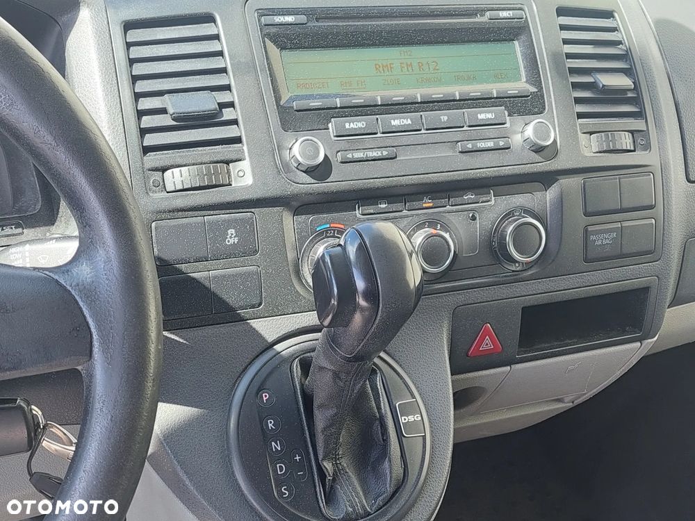 Volkswagen Transporter - 11
