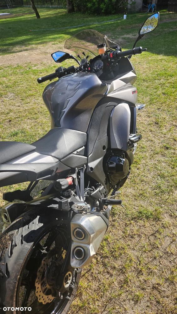 Kawasaki Ninja 1000 SX - 3