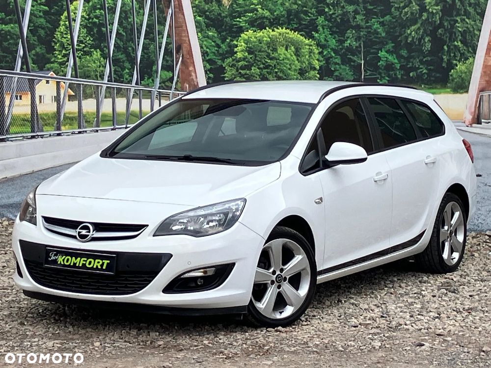 Opel Astra 1.4 Turbo Color Edition - 1