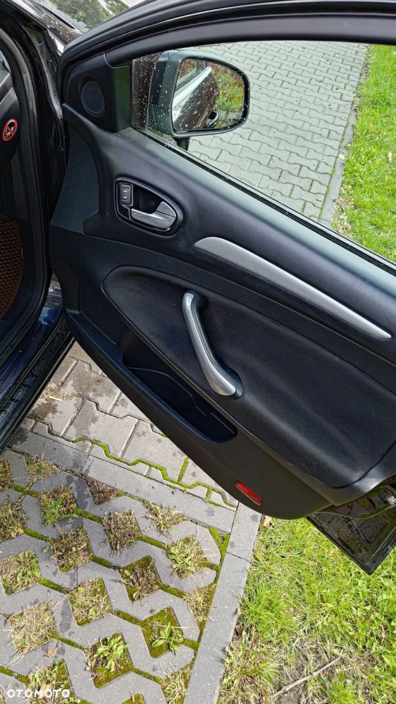 Ford Mondeo - 13