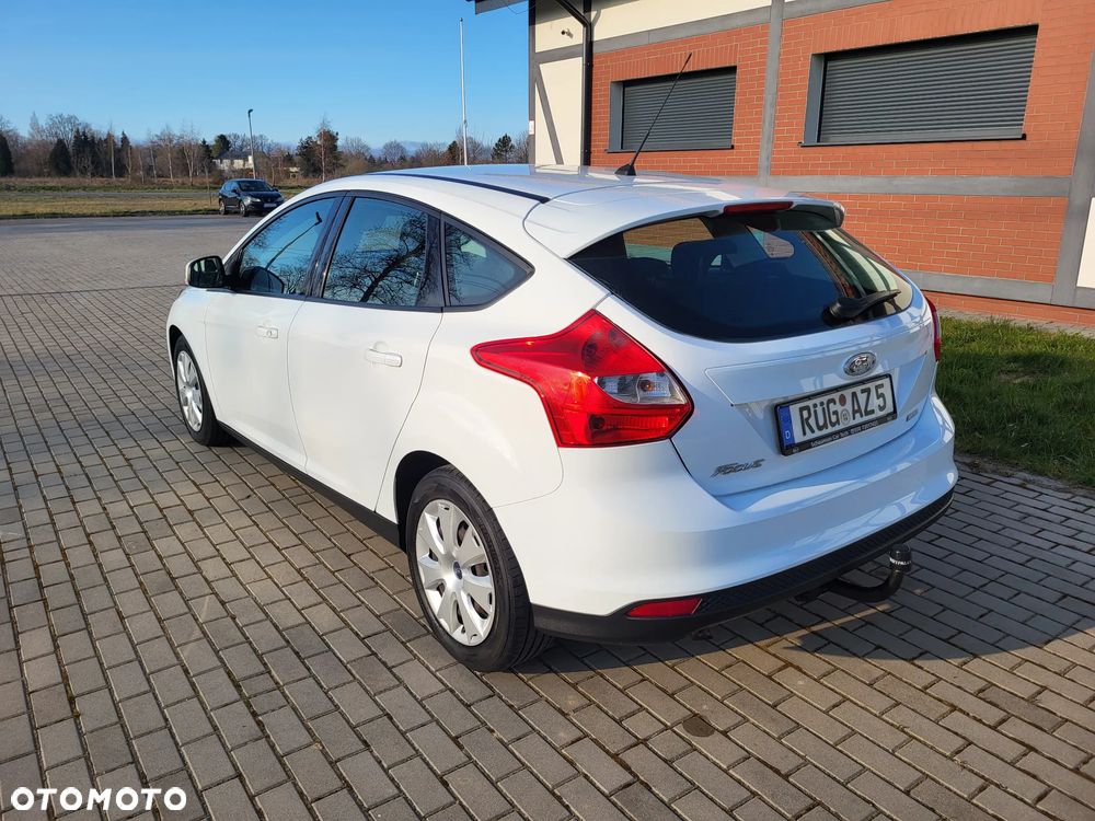 Ford Focus 1.0 EcoBoost Ambiente - 4