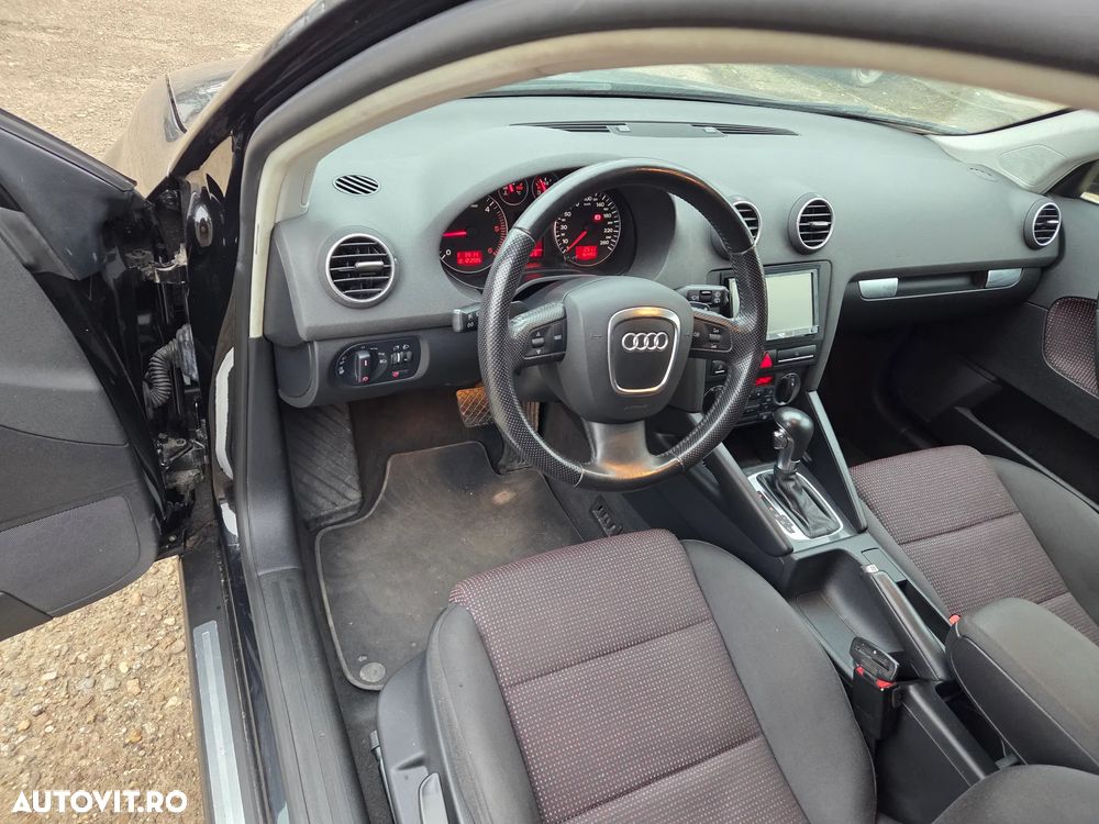 Audi A3 2.0 TDI Sportback DSG Attraction - 11